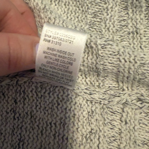 Gray Open Front Cardigan with Shawl Collar - Picture 5 of 8